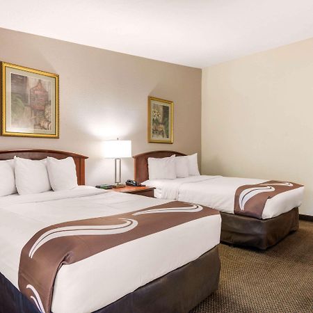 Quality Inn & Suites Tarpon Springs South Exteriör bild