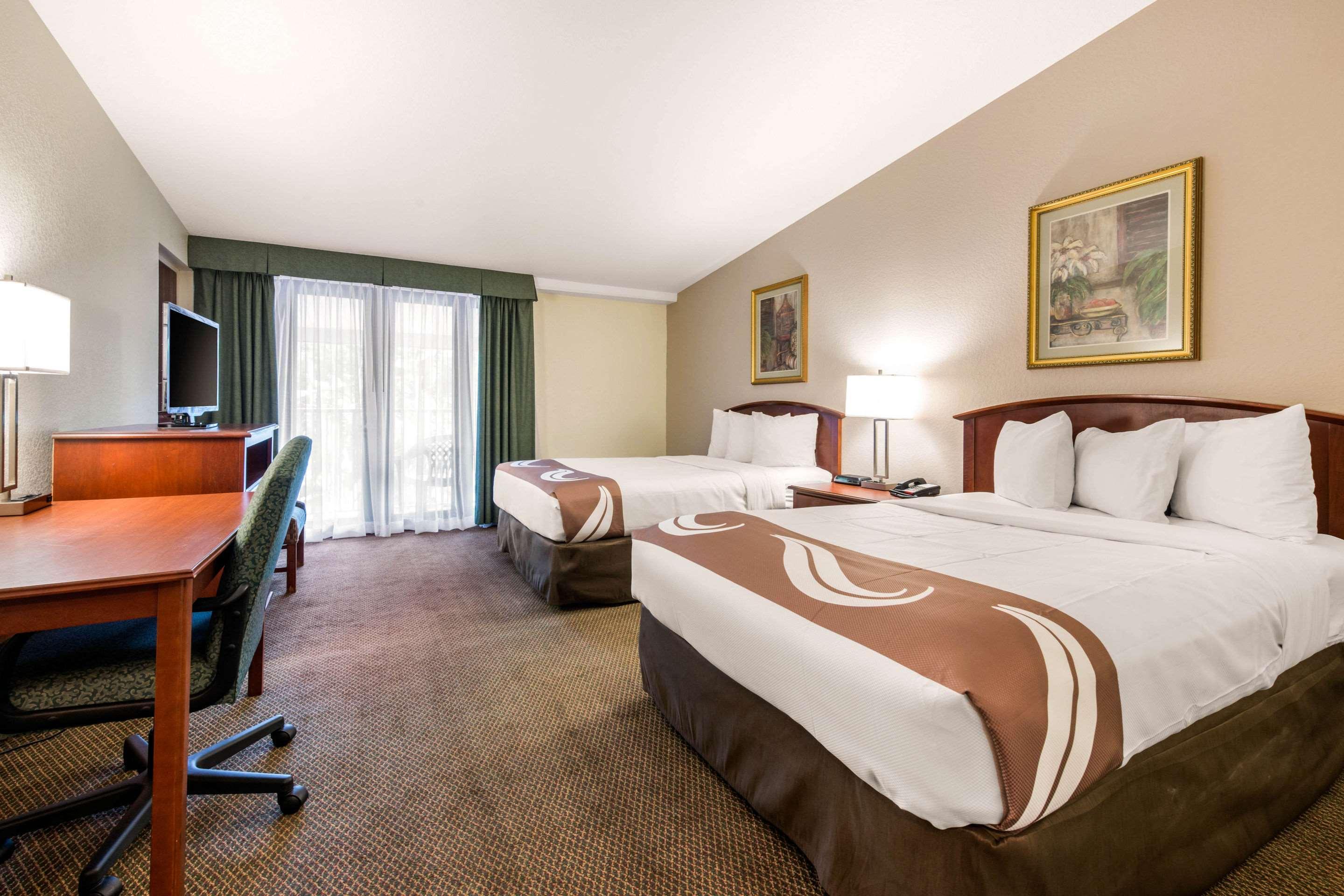 Quality Inn & Suites Tarpon Springs South Exteriör bild
