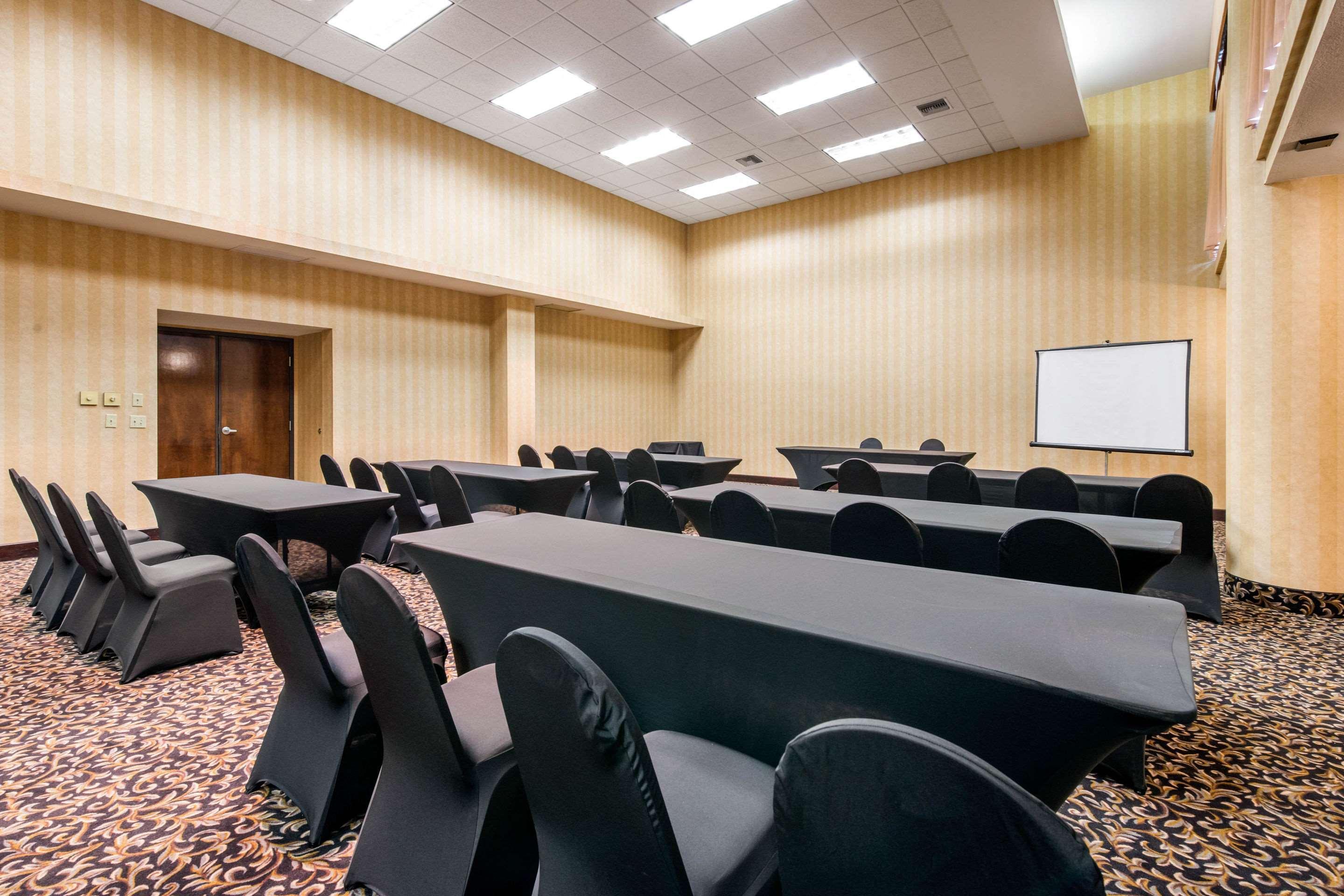 Quality Inn & Suites Tarpon Springs South Exteriör bild